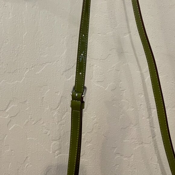 NWT Coach Wavy Dinky Bag Crinkle Patent Leather Olive Coachtopia CQ0… - Picture 14 of 14